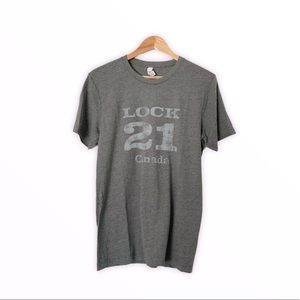 LOCK 21 T-Shirt Grey Heather
Unisex Size M.